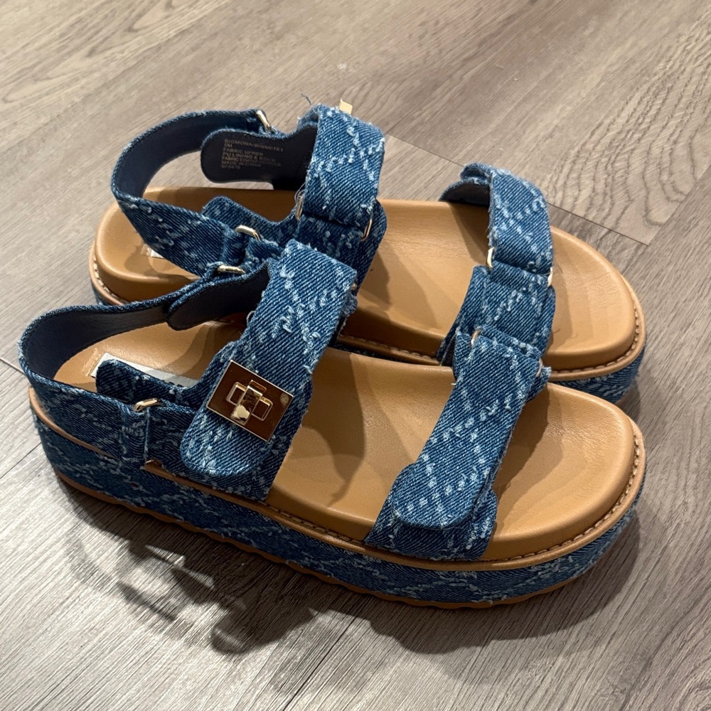 Steve Madden Big Mona
